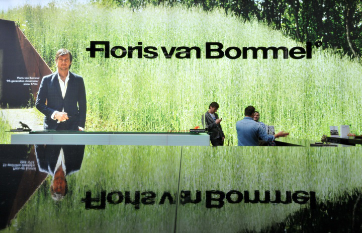 16_Bread-Butter-Berlin-2012-Summer-FLORIS-VAN-BOMMEL-05.jpg