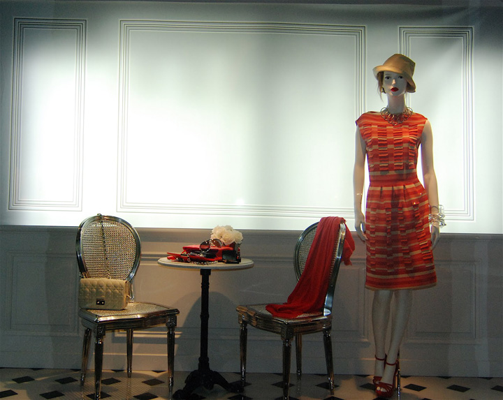 14_Dior-window-displays-2012-Paris-04.jpg