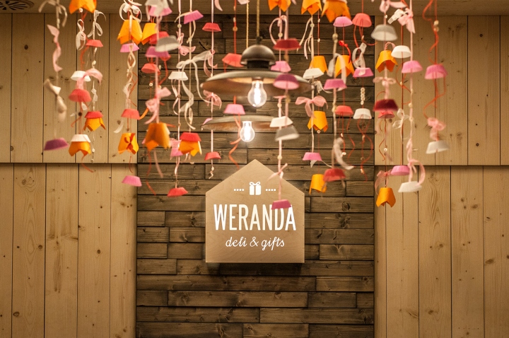 30_Weranda-deli-gifts-shop-03.jpg