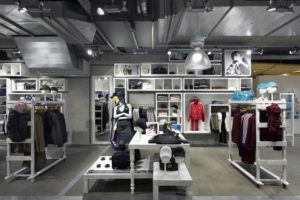 8_Adidas-Originals-concept-store-Berlin-300x200.jpg