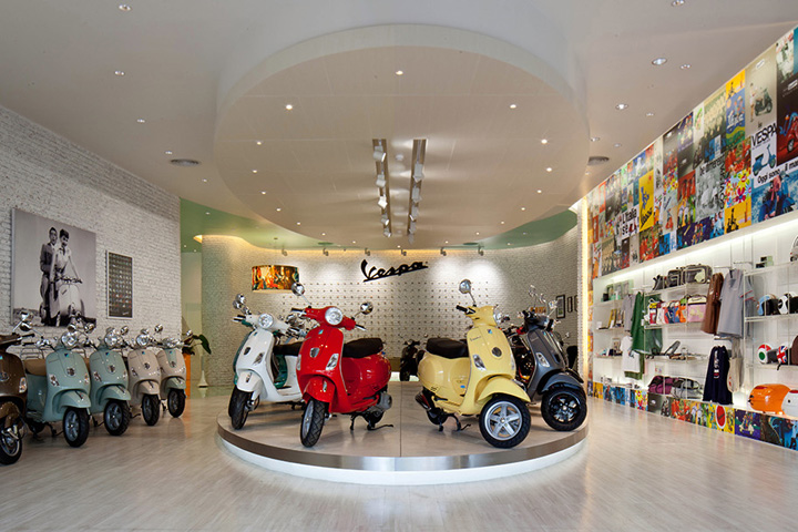 9_Vespa-Gallery-by-Supermachine-Studio-Bangkok-Thailand.jpg