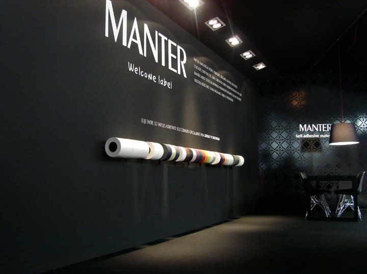 28_Manter-stand-Enomaq-Fair-2013-Blou-and-Rooi-01.jpg