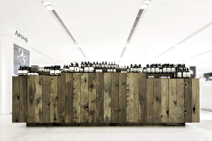 22_Aesop-store-installation-by-Cheungvogl-Hong-Kong-04.jpg