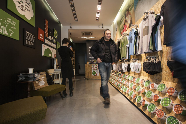 32_Brokula-Z-experience-store-by-Brigada-Zagreb-05.jpg