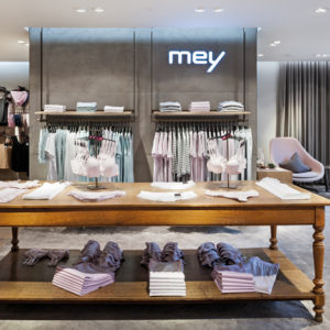 16_Mey-lingerie-store-by-Konrad-Knoblauch-Constance-Germany-300x300.jpg