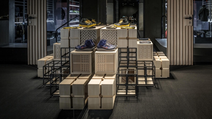 13_Nikelab-Ma5-store-by-Nike-and-Arthur-Huan-Tokyo-Japan02.jpg