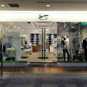 19_Denham-store-Tokyo-300x300.jpg