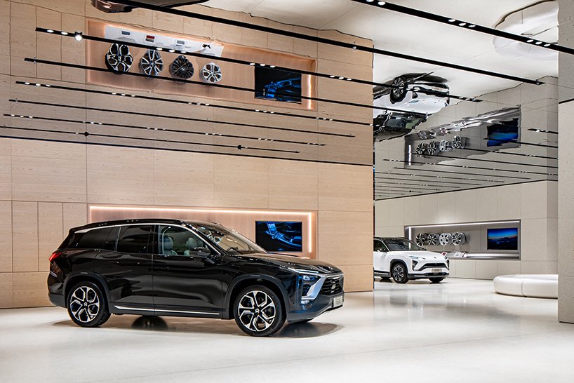 raams-architecture-studio-designs-the-biggest-flagship-store-of-chinese-electric-vehicle-company-nio-3-5f7f2db3c8616.jpg