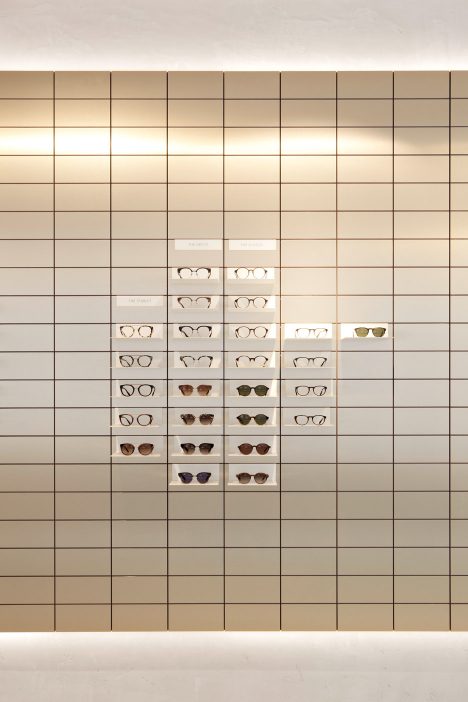 viu-eyewear-flagship-store-shop-austria_dezeen_936_3-468x702.jpg