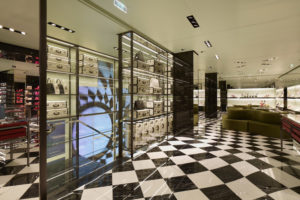 5_Prada-store-by-Roberto-Baciocchi-Paris-300x200.jpg