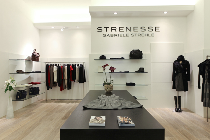 8_Strenesse-Store-Habsburgergasse-Wien.jpg