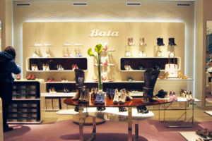 4_BATA-flagship-store-by-retail-branding-GmbH-Prague-300x200.jpg