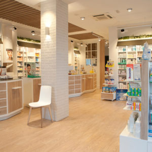 41_Cristina-Tiemblo-Pharmacy-by-SUBE-Leioa-Spain-300x300.jpg