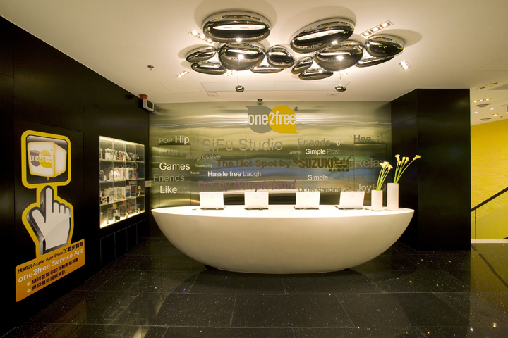 28_one2free-Megastore-by-Clifton-Leung-Design-Workshop-Hong-Kong-09.jpg