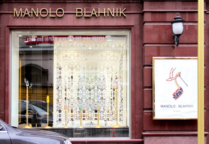 20_Manolo-Blahnik-store-by-DNA-Moscow-06.jpg