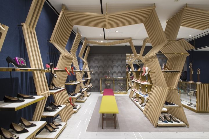 32_Manolo-Blahnik-store-at-Ginza-6-by-Nick-Leith-Smith-Tokyo-Japan09.jpg