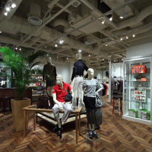 32_BEAMS-WINDS-shop-Jamo-associates-Tokyo-300x300.jpg