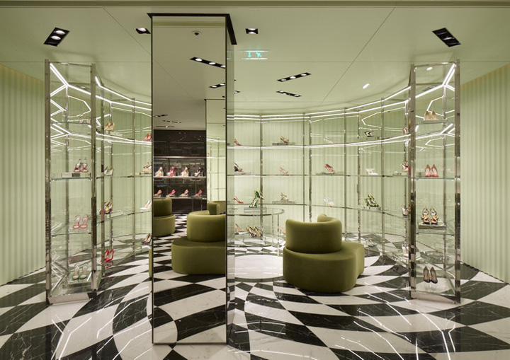 20_Prada-store-by-Roberto-Baciocchi-Paris-03.jpg