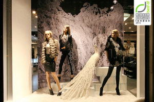 7_Guess-windows-2013-Winter-London-300x200.jpg