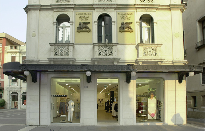 13_Sisley-store-Padua-03.jpg