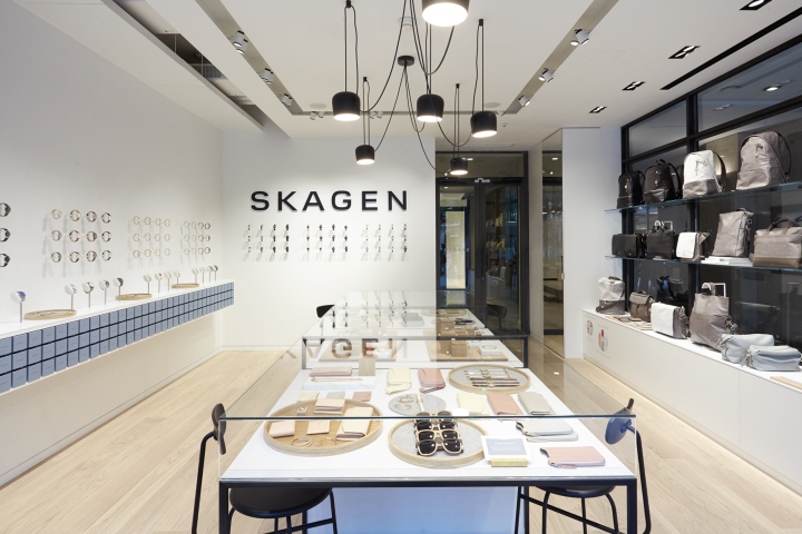 9_Skagen-flagship-store-Paris-France.jpg