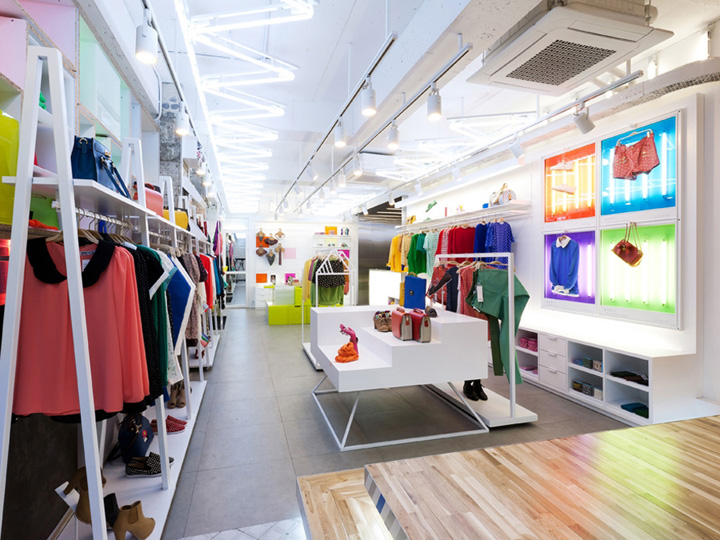 17_Spicy-Color-flagship-store-by-m4-design-Seoul-02.jpg