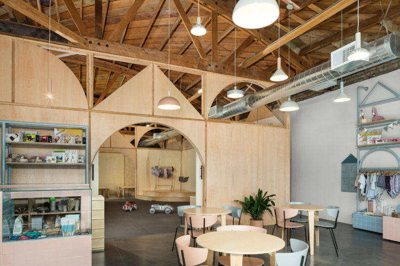 12_Big-and-Tiny-co-working-space-with-childcare-by-Zooco-Estudio-05-780x520.jpg