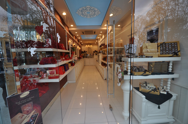 16_Bind-Chocolate-Boutique-by-gizmoarchitects-Istanbul-05.jpg