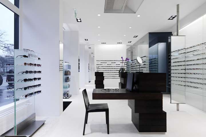 8_Burrioptik-by-nimmrichter-architects-Zurich-Switzerland.jpg