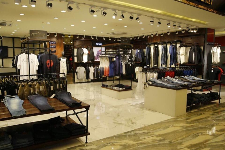 13_Brand-Land-store-by-Mark-Inn-Lahore-Pakistan-02.jpg